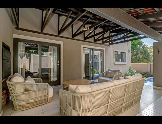3 BEDROOM HOUSE FOR SALE IN DAINFERN